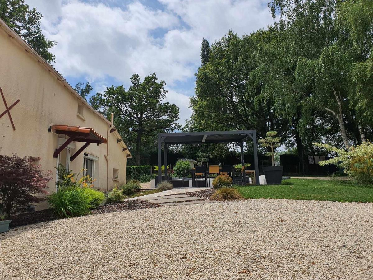 Gite Du Grand Parc 6 Personnes Le Boupère Extérieur photo